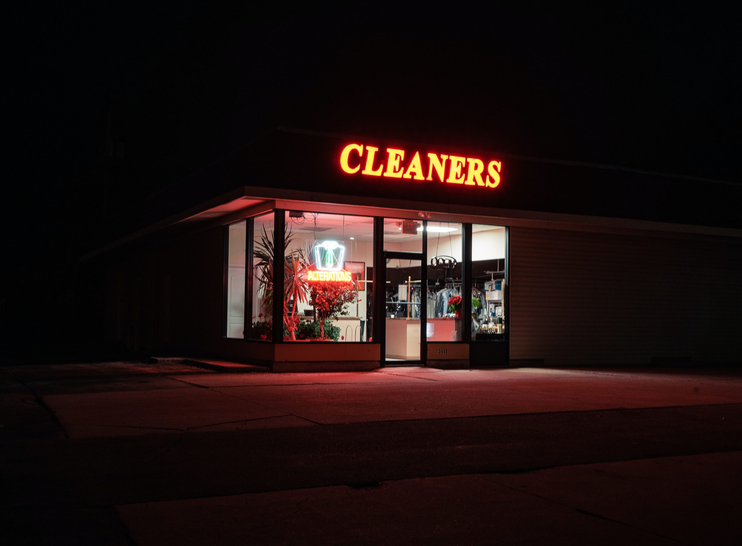 Heat wave must be keeping Knoxville's dry cleaners busy John Bailey